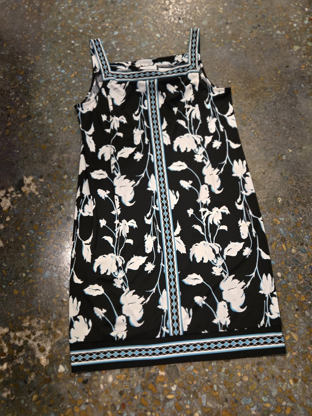 Mary McFadden Black Floral Sheath Skirt with White and Light Blue Accents